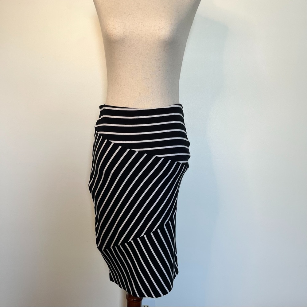 Black and White Striped Midi Pencil Skirt